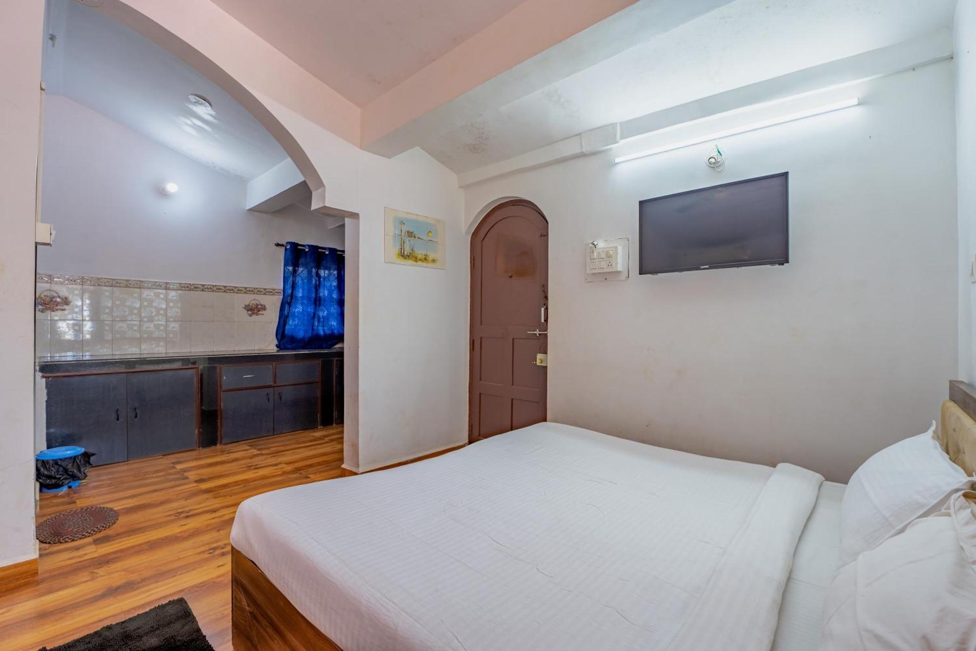 Baga Galaxy Hotel Екстериор снимка