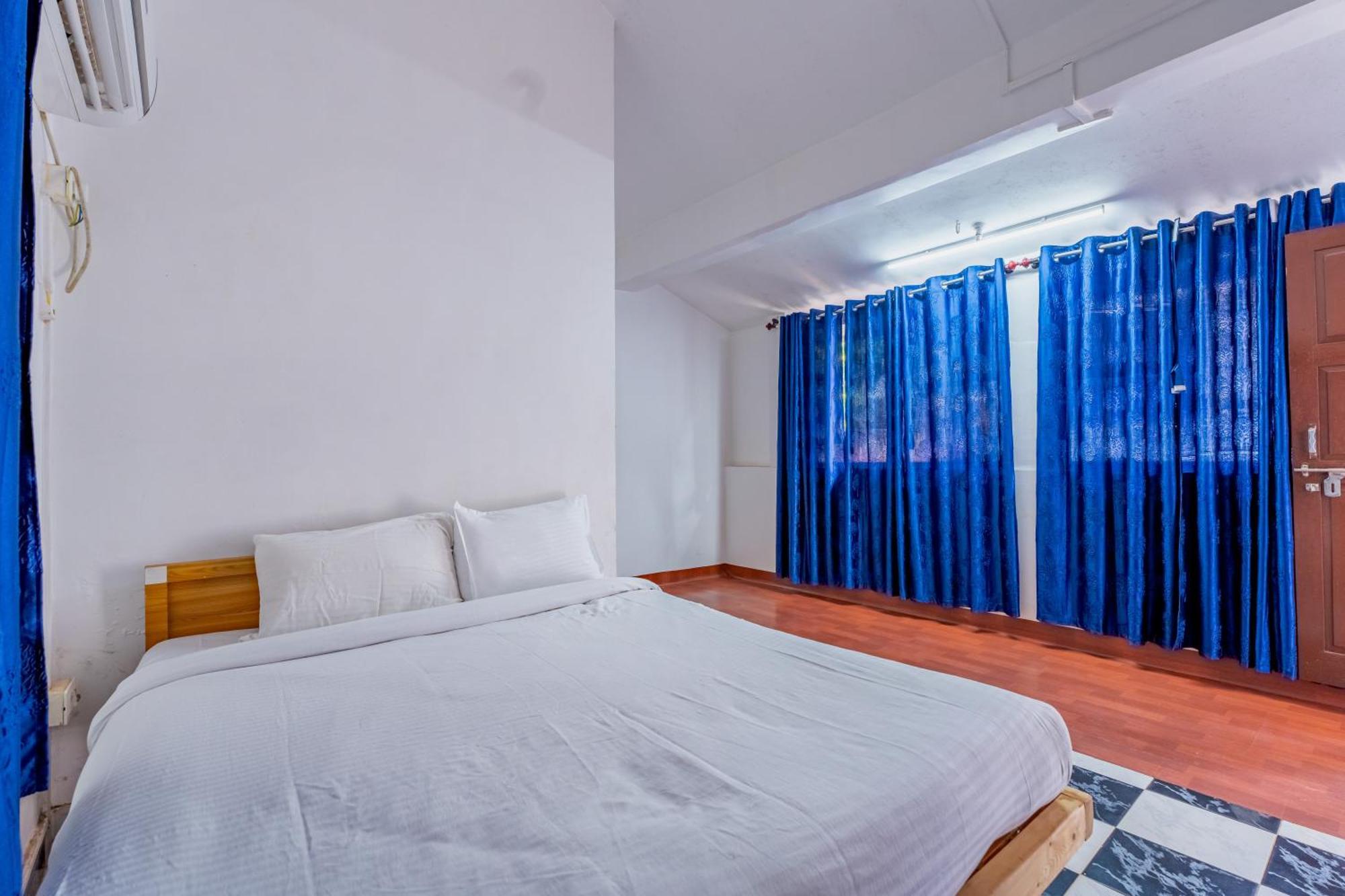 Baga Galaxy Hotel Екстериор снимка